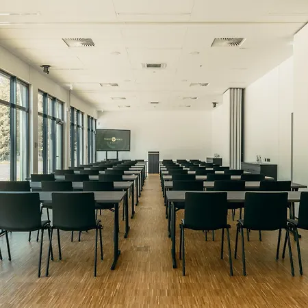 Target World Hunter's