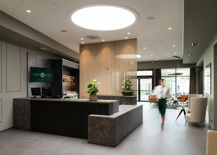 Target World Hunter's *