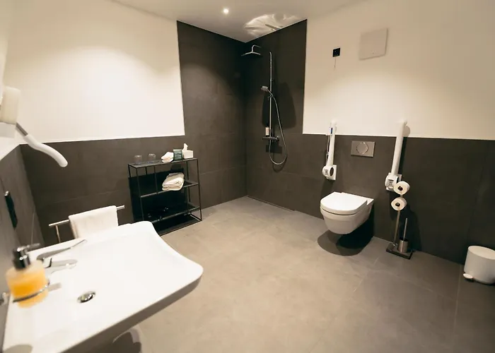 Hotel Target World Hunter's